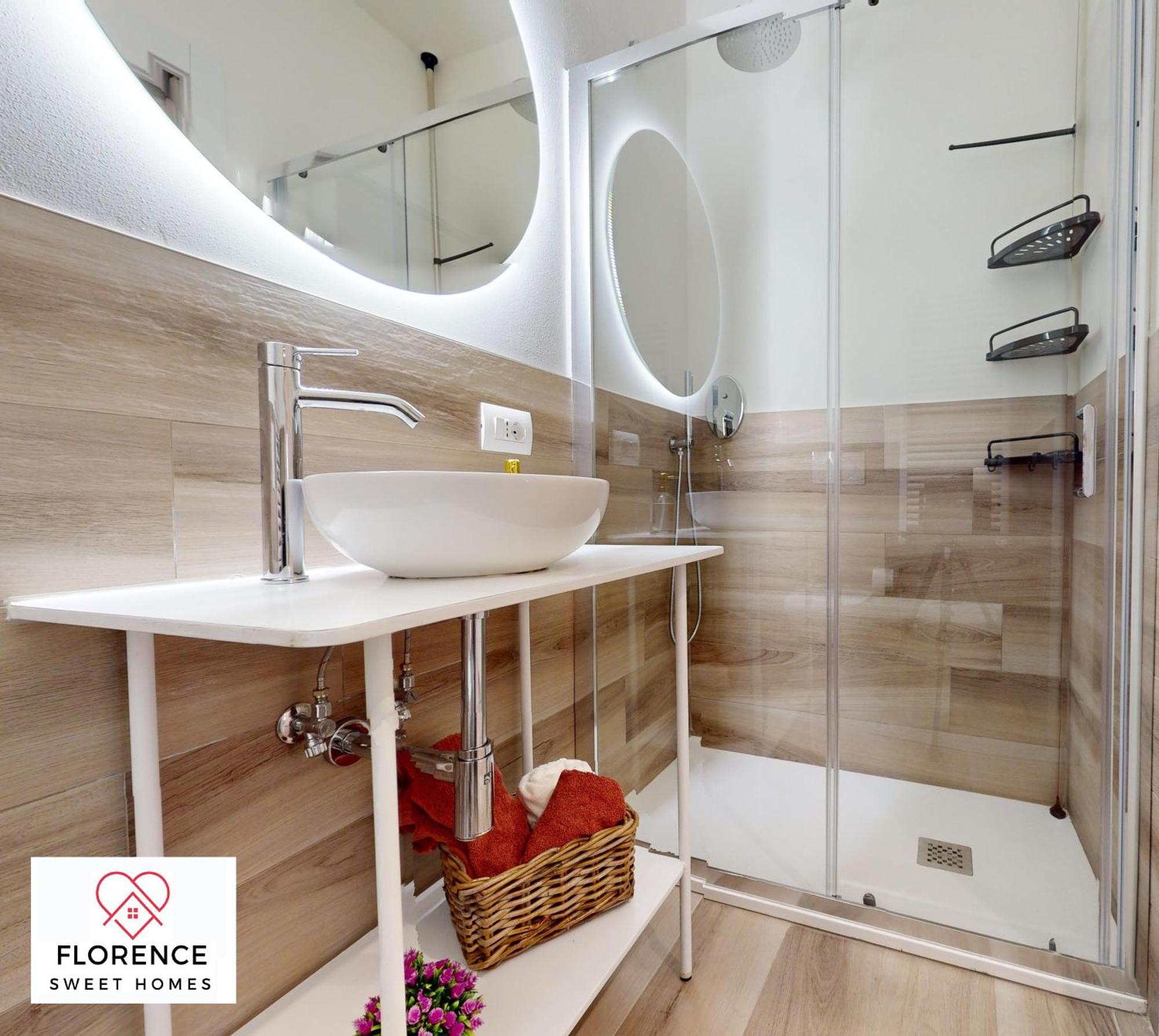 Sonia Apartment With Free Parking By Florence Sweet Homes Eksteriør bilde